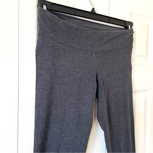3/$30 TNA Dark Grey Elastic Leggings - Picture 3 of 7